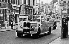 Round-the-town-tour-bus-at-Wellington-Place.-1963.